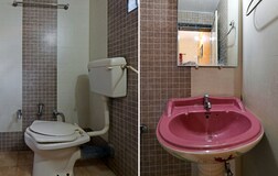 Deluxe ac rooms
