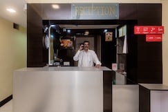 Hotel O Paras, Palghar