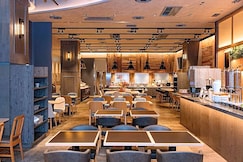 Holiday Inn & Suites SHIN OSAKA, Osaka