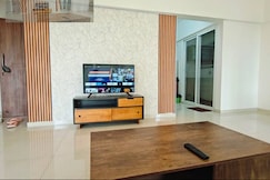 3bhk with Skylounge & pool, Pune