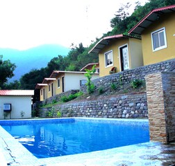Swimming Pool 2