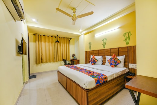 FabHotel Ishtara Auberge - Nr. Yashobhoomi Convention Centre