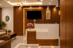 Hotel Blue Shine, Noida