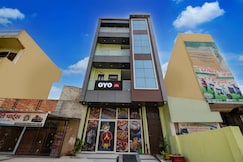 SPOT ON Hotel The Baithak & Restaurant, Etawah