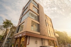 Hotel Alpine, Kota