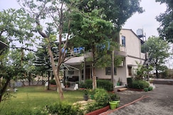 Crown Villa |Entire 5 BHK with Private Pool, Udaipur