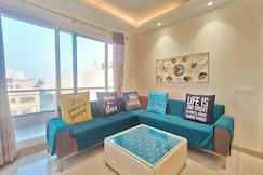 Instay 779 l Entire 3BHK Luxe with Theater Screen, Gurgaon
