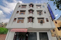 Hotel O Singh Continental, Delhi