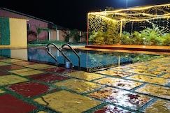 Sun & Moon Farms & Resort Karjat, Karjat