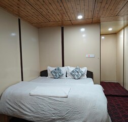 Room 102