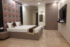 The Patliputra Chital, Patna