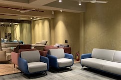 Hotel Gallops Inn, Ahmedabad