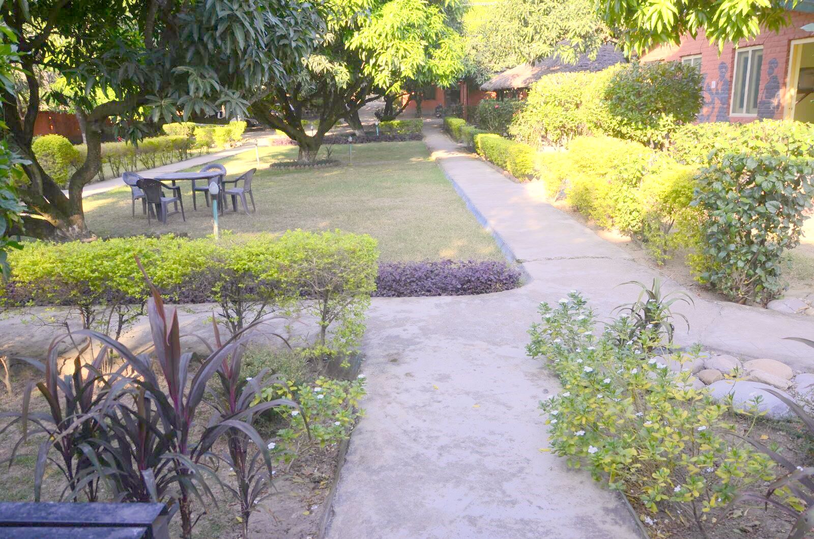 Corbett Moon Resort - Tap to explore photos