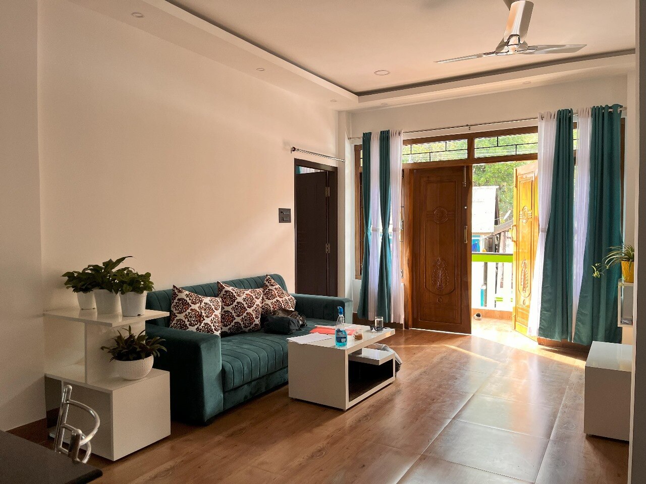 Encamp Sangti Homestay - Tap to explore photos