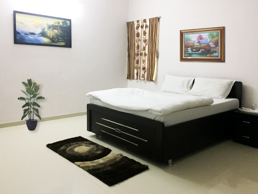 Maple Tree Service Apartments Gandhinagar Best Rates On Gandhinagar Hotel Deals Reviews Photos