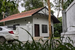 Meghamalhar Den - Budget Friendly 10P Cottage, Wayanad