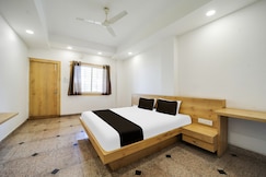 Hotel O V K HOTEL And Hostal Associate, Indore