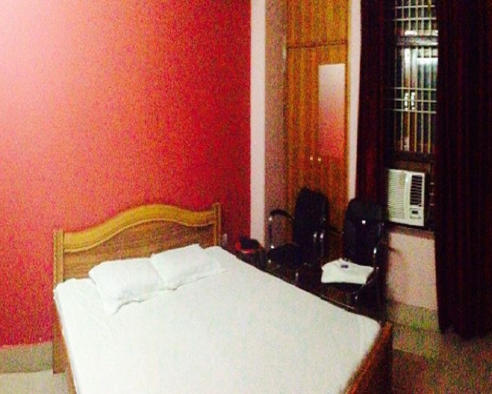 Hotel Anurag Palace - Tap to explore photos