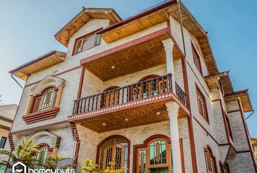 Simba Homestay|2BR| A shared Home In Kashmir by Homeyhuts