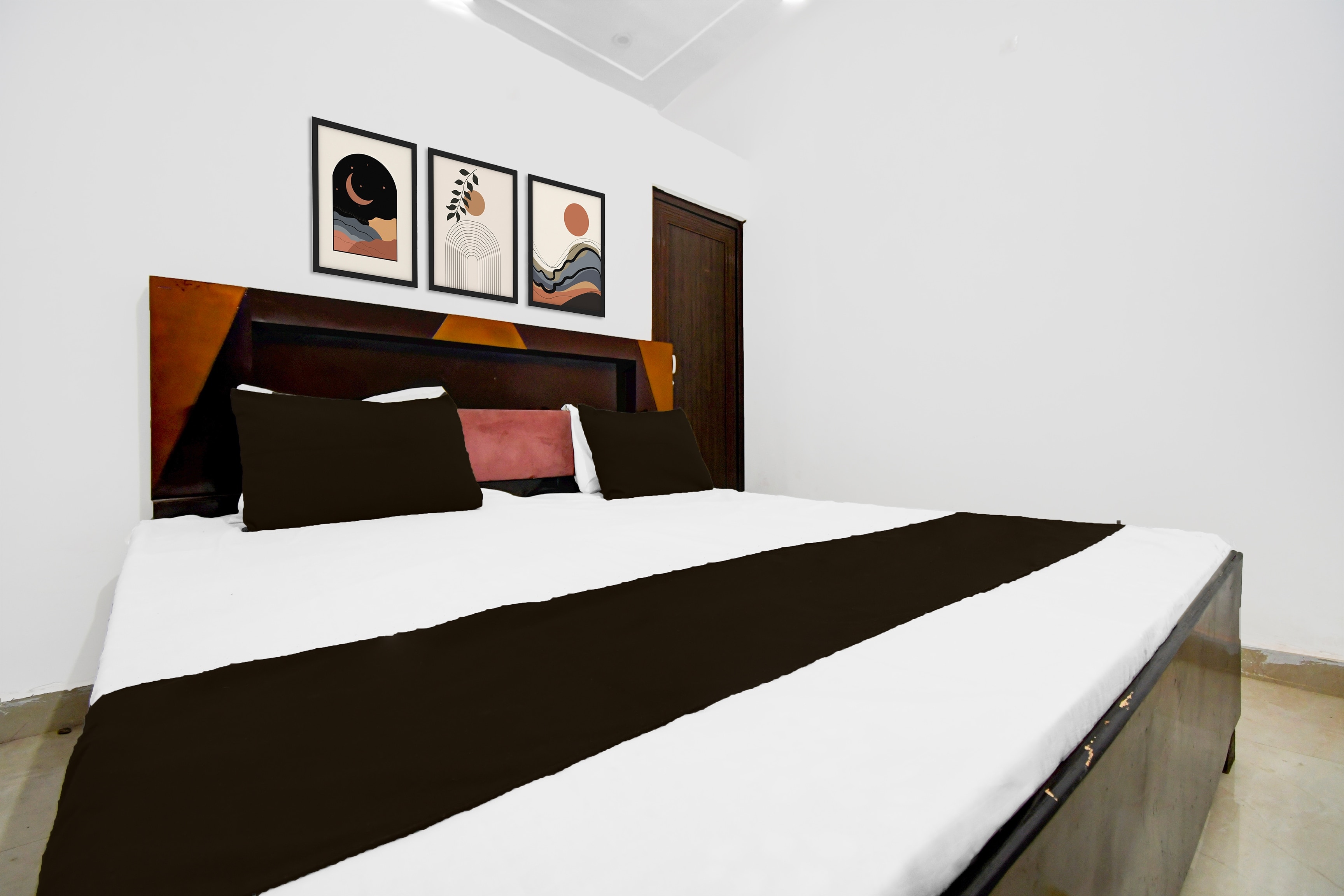 SPOT ON Hotel hansraj - Tap to explore photos
