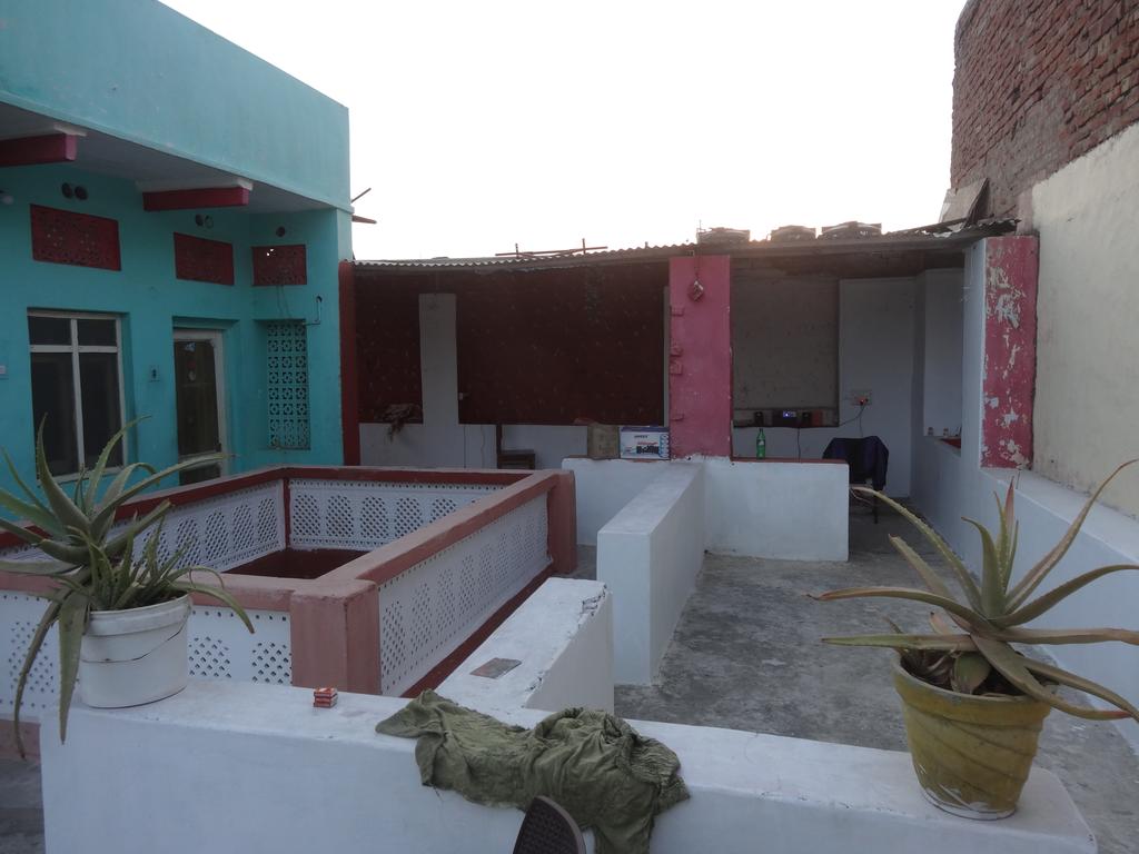 Maharaja Guest House - Tap to explore photos