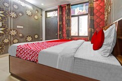 HOTEL O Rawat Palace, Jaipur