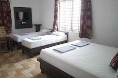 Paryatan Vasathi Gruha, Belur