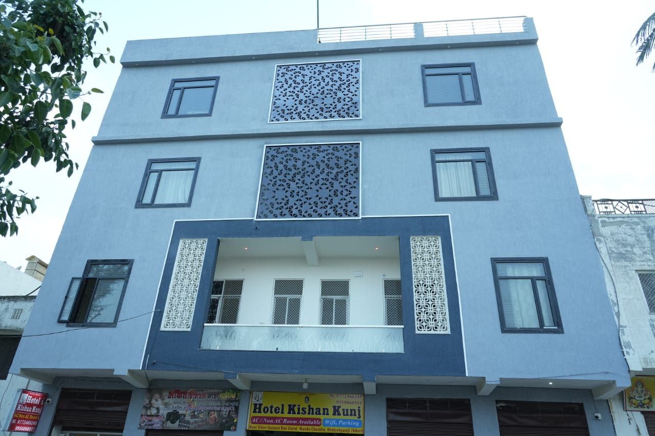 Hotel Kishan Kunj - Tap to explore photos