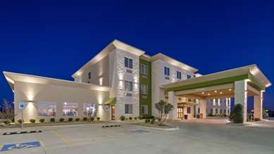 Best Western Lindsay Inn & Suites - Tap to explore photos