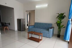 404 | Stylish 2BHK by Everloft with Balcony, Bangalore