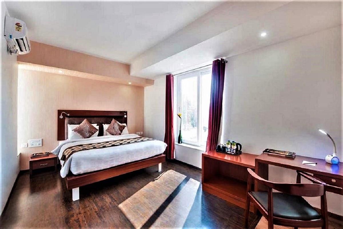Avi Fortune Suites near Kempegowda Intl Airport - Tap to explore photos