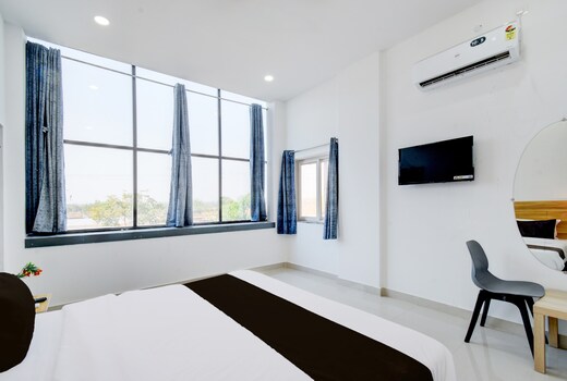 Hotel O Nayati Grand