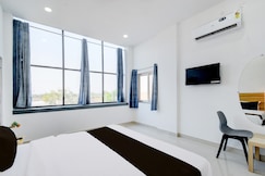 Hotel O Nayati Grand, Hyderabad