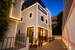 FabHotel The G Stay, Pune