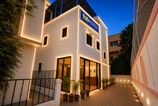 FabHotel The G Stay