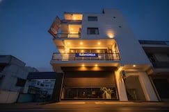 Via Imperial Residency, Delhi