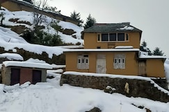 Vrinda's Mud House | Rooms with Wi-Fi, Dalhousie