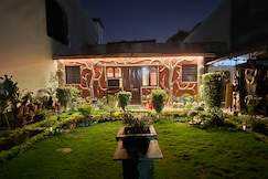 The Gardenveil Suite | Entire Luxury Cottage, Varanasi