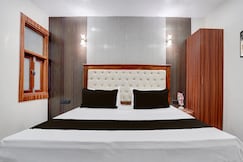 Hotel O Four Season Hotel & Banquet, Delhi