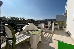 White House BnB, Gwalior