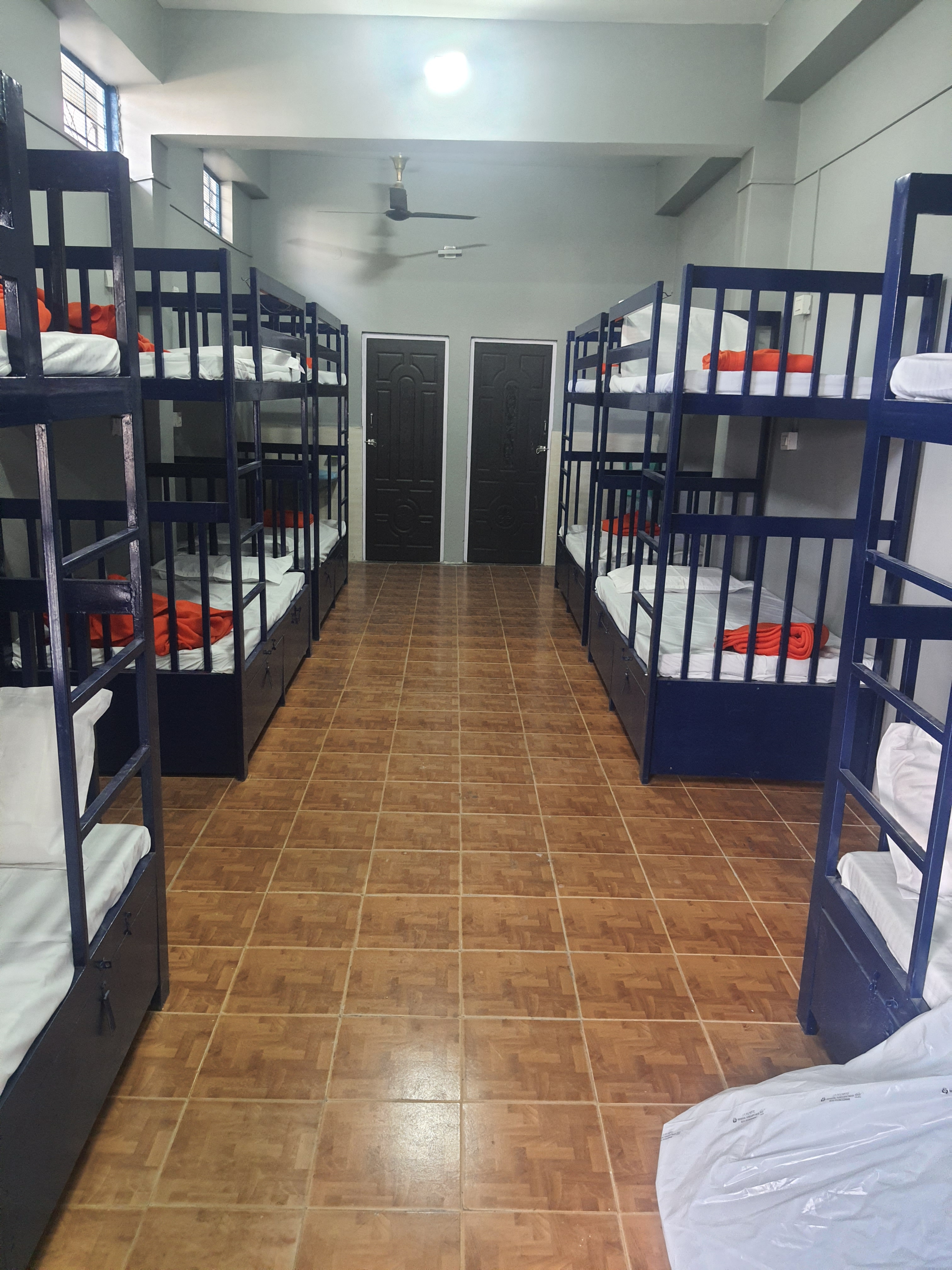 Tulsi Ganga Hostel, Rishikesh