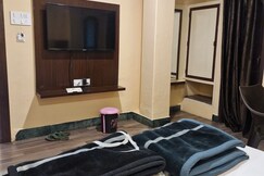 HOTEL RATNA, Mandsaur