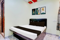 Hotel O Rudra Royal, Chandrapur