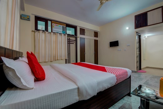 Super Hotel O Rajbanshi Nagar