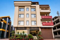 The Grand Hotel, Pathankot