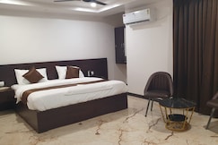 HOTEL SACHIT LODGE AND RESTAURANT, Bilgi