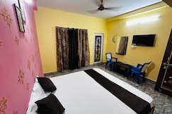 S N VILLA, Puri