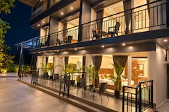 Ellora Pool Stays, Munnar