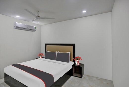 Townhouse THE ARROW Near Lotus Temple