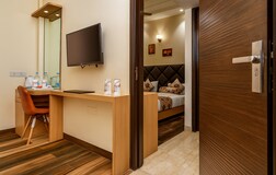 Inter-Connected Room with Work Desk